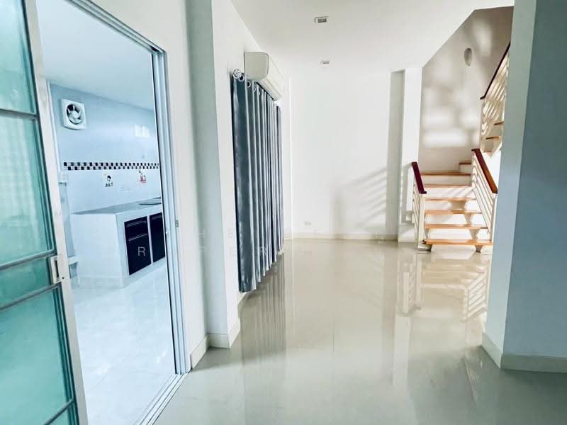 ทรีโอทาวน์ อัสสัมชัญ-ศรีราชา, Chon Buri (Pattaya), Surasak, Si Racha, Chon Buri (Pattaya), 3 Bedrooms, 100 sqm, Semi-Detached House (Twin House) For Sale, by The Best Property น้อง, 500634626 - DDproperty.com