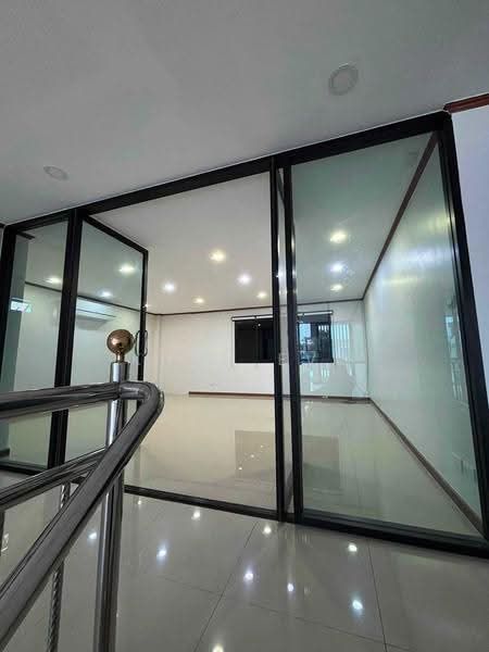 Home Office for Rent in Lat Phrao 101 (SPSEVE2398), Bangkok, ลาดพร้าว 101 แยก 42, Khlong Chan, Bang Kapi, Bangkok, , 300 sqm, Office Space For Rent, by Khun Eve, 500634670 - DDproperty.com