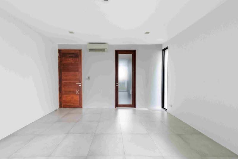 Detached House for Rent in Sukhumvit 28 Prime Sukhumvit company register allowed (SPSEVE2399), Bangkok, สุขุมวิท28, Khong Tan, Khlong Toei, Bangkok, 2 Bedrooms, 250 sqm, Single Detached House For Rent, by Khun Eve, 500634709 - DDproperty.com