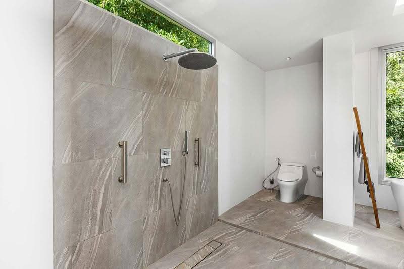 The Villas Overlooking Layan, Phuket, Moo 6 Layan Soi 1, Choeng Thale, Thalang, Phuket, 5 Bedrooms, 1,005 sqm, Villa For Sale, by Melinda Lonuch, 500634724 - DDproperty.com