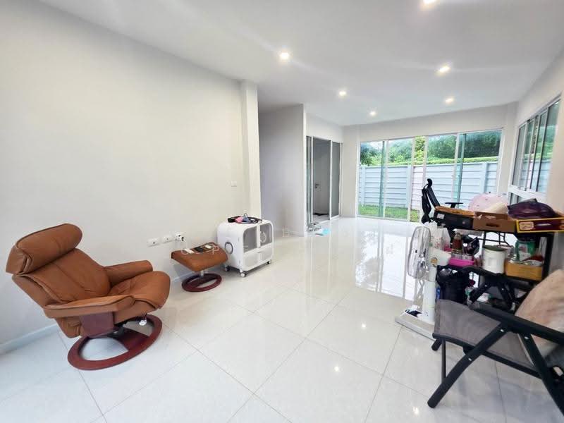 NARA HOME Rattanathibet – Bangbuathong, Nonthaburi, 44 Bang Kruai - Sai Noi Road, Bang Rak Pattana, Bang Bua Thong, Nonthaburi, 4 Bedrooms, 100 sqm, Single Detached House For Sale, by The Best Property ฝน, 500634743 - DDproperty.com
