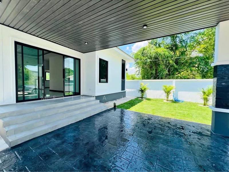 2-BR House, Prachuap Khiri Khan, Nong Kae, Hua Hin, Prachuap Khiri Khan, 2 Bedrooms, 110 sqm, Single Detached House For Sale, by Melinda Lonuch, 500634791 - DDproperty.com