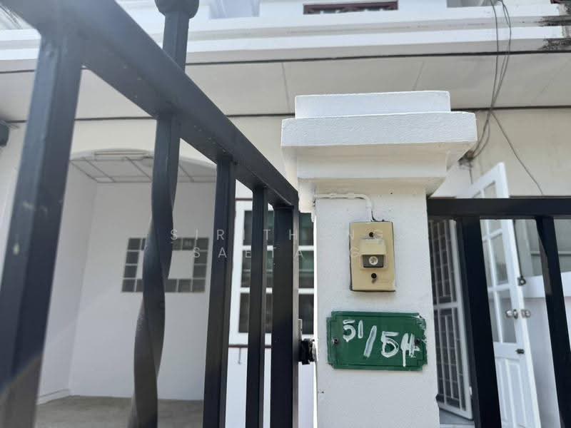Petcharat Village Soi Lam Luk Ka 15, Khu Khot, Pathum Thani, Townhouse 2 Beds 2 Baths, Pathum Thani, ลำลูกกา 15, Khu Khot, Lam Luk Ka, Pathum Thani, 2 Bedrooms, 120 sqm, Townhouse For Sale, by Sirithong Saetang, 500634818 - DDproperty.com