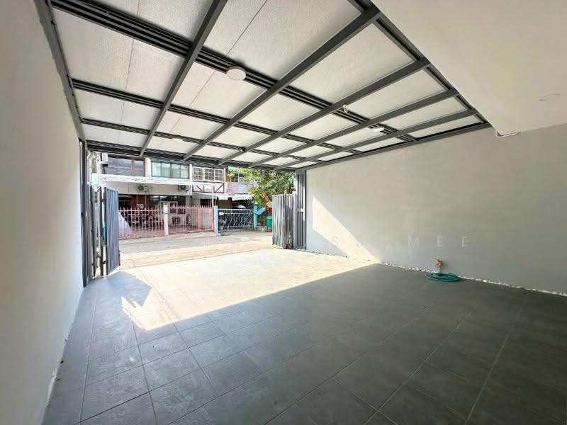 Prachakornthai Village Ladproa 93, Bangkok, Khlong Chaokhun Sing, Wang Thonglang, Bangkok, 3 Bedrooms, 158 sqm, Townhouse For Sale, by Punpapa Rassamee, 500634929 - DDproperty.com