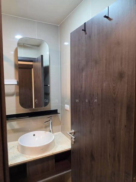 XT Huaikhwang, Bangkok, 244 Ratchadaphisek Road, Huai Khwang, Bangkok, 1 Bedroom, 32 sqm, Condo For Rent, by คุณพุฒิพงศ์, 500634945 - DDproperty.com