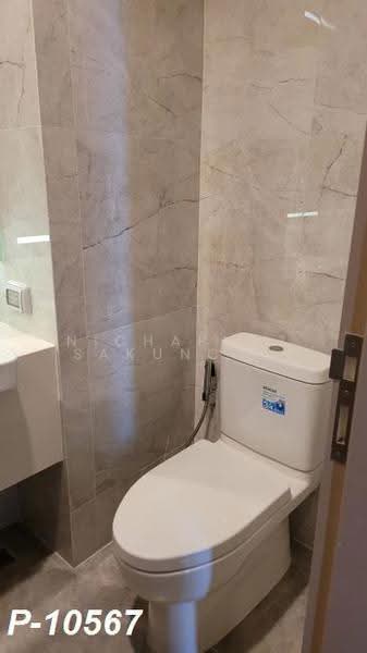 Noble Around Sukhumvit 33, Bangkok, 17 Soi Sukhumvit 33, Khlong Tan Nua, Watthana, Bangkok, 1 Bedroom, 35 sqm, Condo For Rent, by Nichaphat Sakunchayapha, 500634965 - DDproperty.com