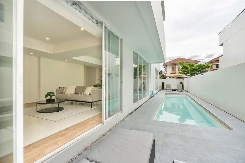 Courtyard Villa Rama 9-Wongwaen : คอร์ทยาร์ด วิลล่า พระราม 9-วงแหวน, กรุงเทพ, ถ.วงแหวนรอบนอก, สะพานสูง, กรุงเทพ, 340 ตร.ม., บ้านเดี่ยว ให้เช่า, โดย Khun Jane, 500635047 - DDproperty.com