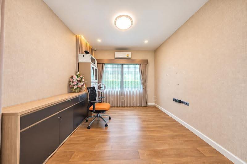 Burasiri Watcharapol, Bangkok, Sukhaphiban 5 Road, O-Ngoen, Sai Mai, Bangkok, 5 Bedrooms, 288 sqm, Single Detached House For Sale, by Fazwaz (Thailand) Co., Ltd., 500635063 - DDproperty.com