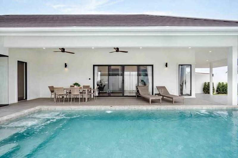 3-BR House, Prachuap Khiri Khan, Nong Kae, Hua Hin, Prachuap Khiri Khan, 3 Bedrooms, 225 sqm, Single Detached House For Sale, by Melinda Lonuch, 500635071 - DDproperty.com