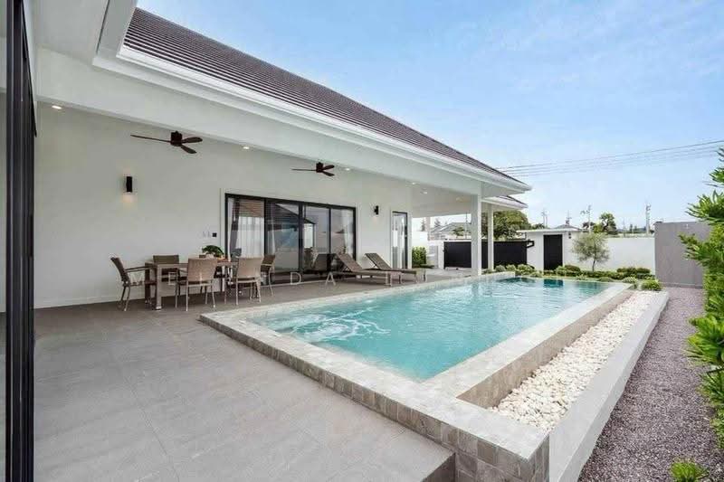 3-BR House, Prachuap Khiri Khan, Nong Kae, Hua Hin, Prachuap Khiri Khan, 3 Bedrooms, 225 sqm, Single Detached House For Sale, by Melinda Lonuch, 500635071 - DDproperty.com