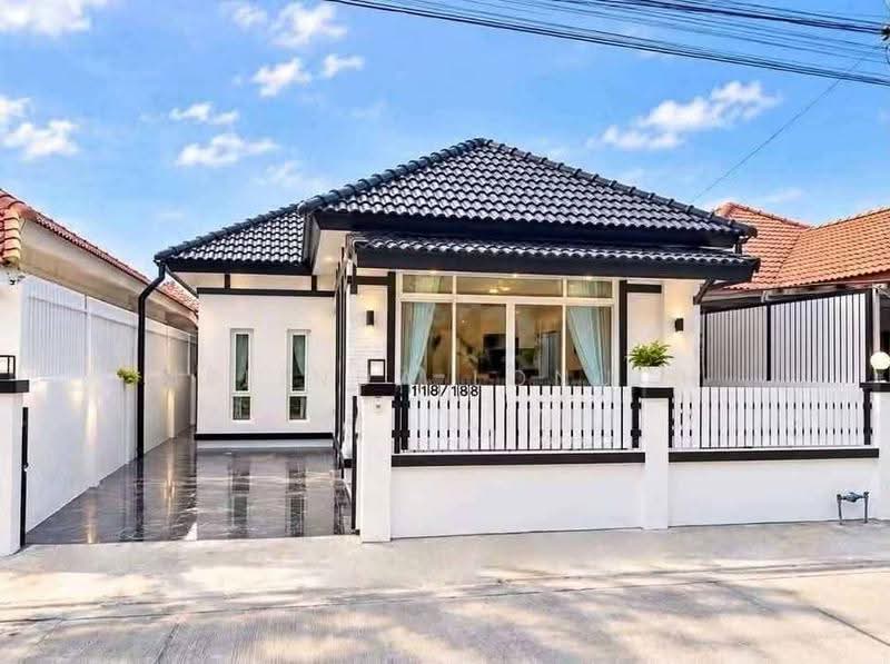 3-BR House, Chon Buri (Pattaya), Nong Pru, Bang Lamung (Pattaya), Chon Buri (Pattaya), 3 Bedrooms, 204 sqm, Single Detached House For Sale, by Melinda Lonuch, 500635079 - DDproperty.com