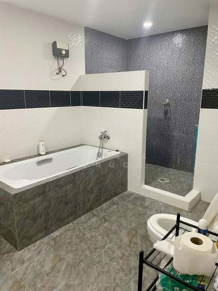 บ้าน 4-ห้องนอน, ประจวบคีรีขันธ์, ปากน้ำปราณ, ปราณบุรี, ประจวบคีรีขันธ์, 204 ตร.ม., บ้านเดี่ยว ขาย, โดย Melinda Lonuch, 500635109 - DDproperty.com