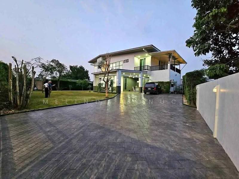 5-BR House, Surat Thani, Talat, Muang Surat Thani, Surat Thani, 5 Bedrooms, 800 sqm, Single Detached House For Sale, by Melinda Lonuch, 500635118 - DDproperty.com