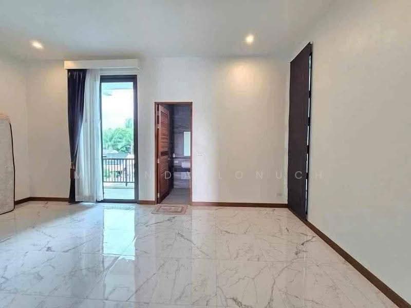 บ้าน 5-ห้องนอน, สุราษฎร์ธานี, ตลาด, เมืองสุราษฎร์ธานี, สุราษฎร์ธานี, 800 ตร.ม., บ้านเดี่ยว ขาย, โดย Melinda Lonuch, 500635118 - DDproperty.com