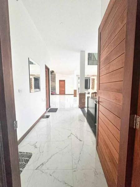 5-BR House, Surat Thani, Talat, Muang Surat Thani, Surat Thani, 5 Bedrooms, 800 sqm, Single Detached House For Sale, by Melinda Lonuch, 500635118 - DDproperty.com