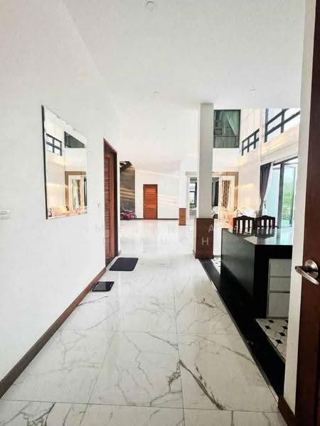 5-BR House, Surat Thani, Talat, Muang Surat Thani, Surat Thani, 5 Bedrooms, 800 sqm, Single Detached House For Sale, by Melinda Lonuch, 500635118 - DDproperty.com