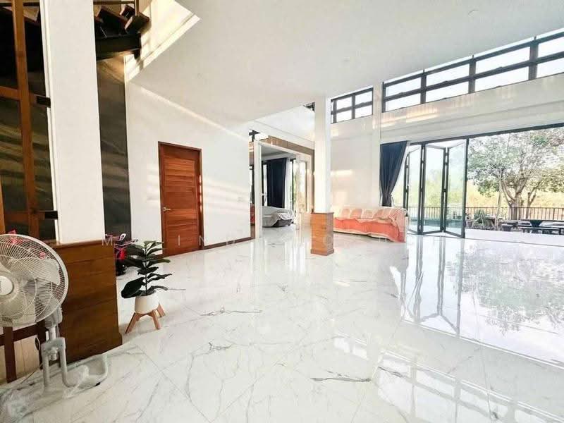 5-BR House, Surat Thani, Talat, Muang Surat Thani, Surat Thani, 5 Bedrooms, 800 sqm, Single Detached House For Sale, by Melinda Lonuch, 500635118 - DDproperty.com