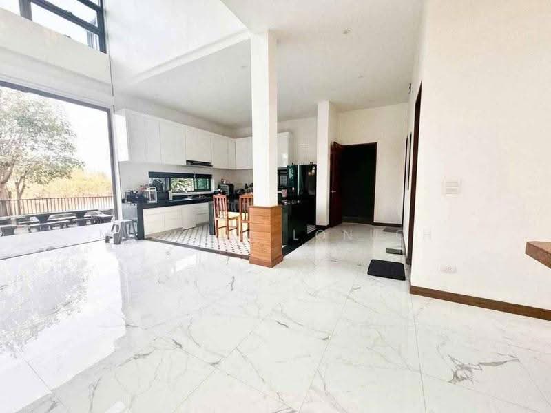5-BR House, Surat Thani, Talat, Muang Surat Thani, Surat Thani, 5 Bedrooms, 800 sqm, Single Detached House For Sale, by Melinda Lonuch, 500635118 - DDproperty.com