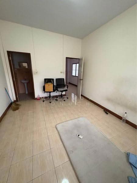2-BR Townhouse, Prachuap Khiri Khan, Hua Hin, Prachuap Khiri Khan, 2 Bedrooms, 141 sqm, Townhouse For Sale, by Melinda Lonuch, 500635150 - DDproperty.com