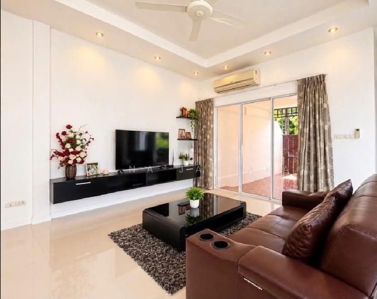 3 Bedrooms Private Pool Villa for Rent in Pasak 8, ภูเก็ต, เชิงทะเล, ถลาง, ภูเก็ต, 270 ตร.ม., วิลล่า ให้เช่า, โดย Wasana Jantakam, 500635246 - DDproperty.com