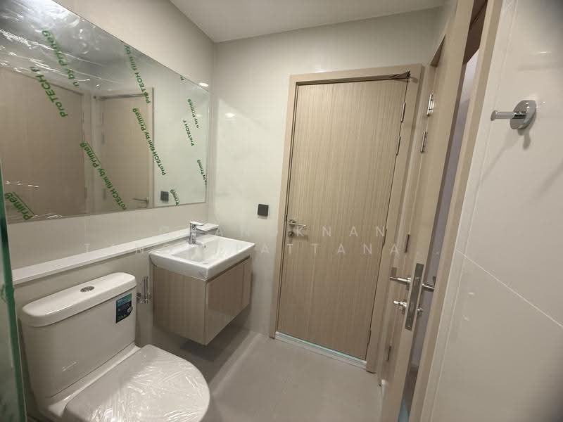 Life Charoennakhon-Sathorn, Bangkok, 670 Charoen Nakhon Road, Bang Lam Phu Lang, Khlong San, Bangkok, 2 Bedrooms, 57 sqm, Condo For Sale, by Chanoknan Tangpipattanapong, 500635272 - DDproperty.com
