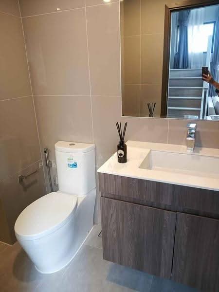 IDEO Mobi Asoke, Bangkok, New Petchaburi Road, Bang Kapi, Huai Khwang, Bangkok, 1 Bedroom, 47 sqm, Condo For Rent, by Pawanrat Panchawanon, 500635278 - DDproperty.com