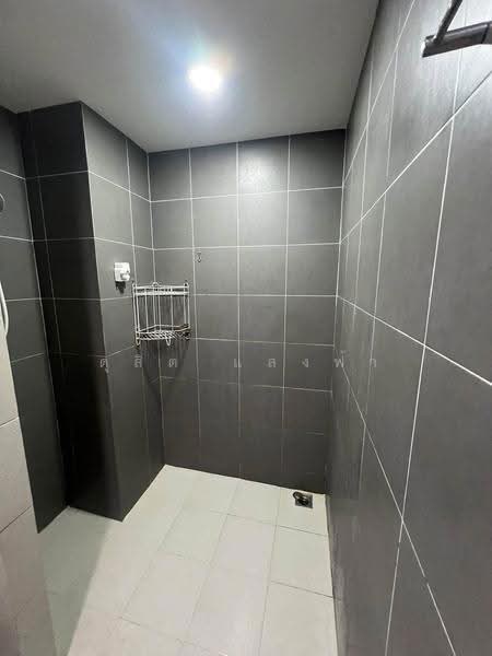 Golden Condo Laem Chabang, Chon Buri (Pattaya), Nong - Kham, Si Racha, Chon Buri (Pattaya), 1 Bedroom, 30 sqm, Condo For Rent, by Dusit Saengfa, 500635337 - DDproperty.com