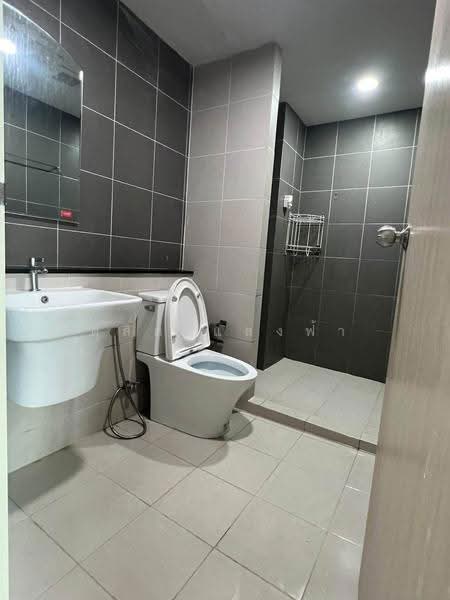 Golden Condo Laem Chabang : โกลเด้น คอนโด แหลมฉบัง, ชลบุรี, หนองขาม, ศรีราชา, ชลบุรี, 30 ตร.ม., คอนโด ให้เช่า, โดย ดุสิต แสงฟ้า, 500635337 - DDproperty.com