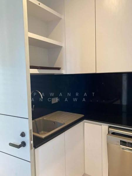 Vittorio 39, Bangkok, 8 Sukhumvit, Khlong Tan Nua, Watthana, Bangkok, 2 Bedrooms, 127 sqm, Condo For Sale, by Pawanrat Panchawanon, 500635379 - DDproperty.com