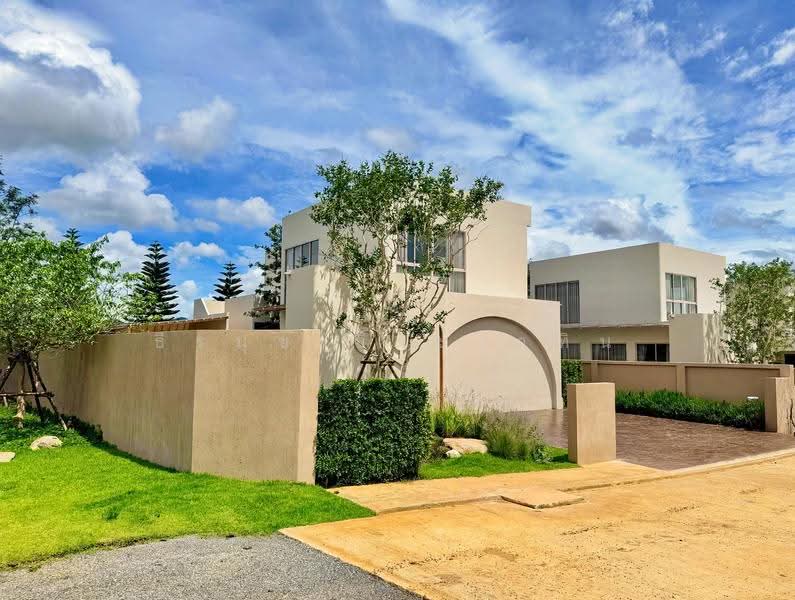 Oxy KhaoYai Pool & Green, Nakhon Ratchasima, Pong Ta Long, Pak Chong, Nakhon Ratchasima, 2 Bedrooms, 320 sqm, Villa For Sale, by ธีรนุช ธีระวาทิน, 500635501 - DDproperty.com