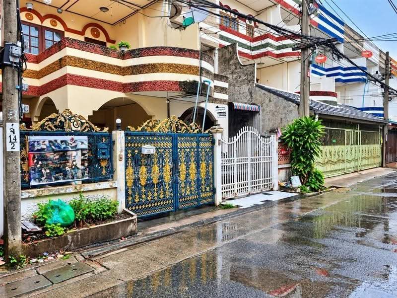 ทาวน์โฮม 3 ชั้น 30 ตร.ว. ซอยนาคนิวาส42 ถนนลาดพร้าว, กรุงเทพ, ถนนลาดพร้าว, ลาดพร้าว, กรุงเทพ, 180 ตร.ม., ทาวน์เฮ้าส์ ขาย, โดย คุณ วรรณรัช บุญสวัสดิ์ (วิน), 500635594 - DDproperty.com