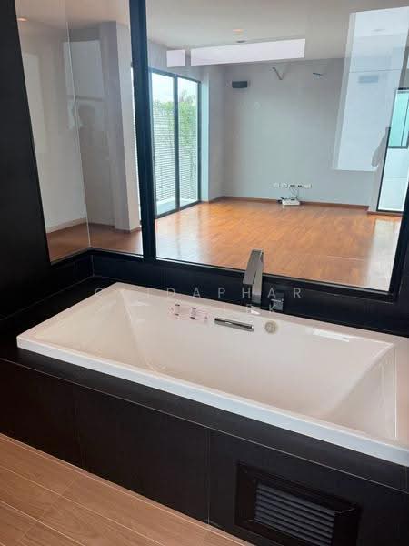 Nirvana Beyond Suanluang Rama 9, Bangkok, Nong Bon, Prawet, Bangkok, 4 Bedrooms, 311 sqm, Single Detached House For Sale, by Chidaphar Beawlek, 500635607 - DDproperty.com