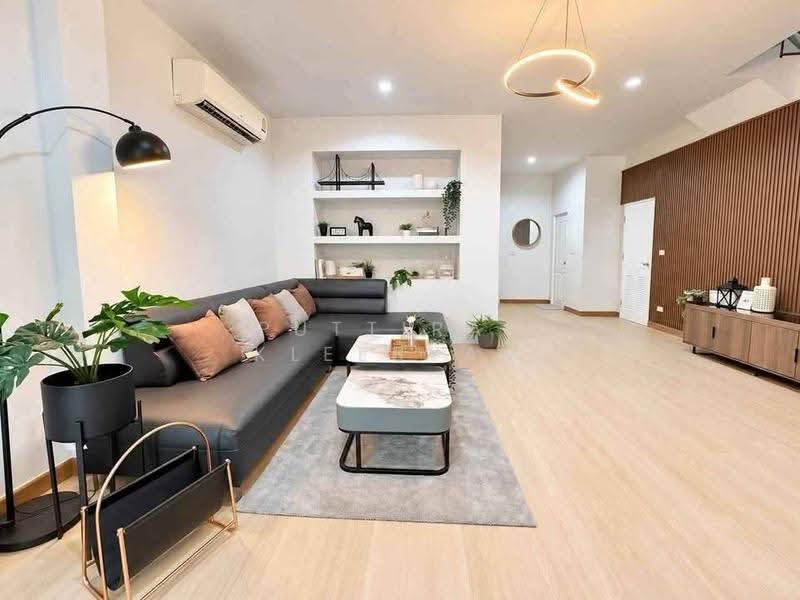 undefined, Chon Buri (Pattaya), Surasak, Si Racha, Chon Buri (Pattaya), 3 Bedrooms, 204 sqm, Single Detached House For Sale, by Puttirat Kleebyam, 500635694 - DDproperty.com