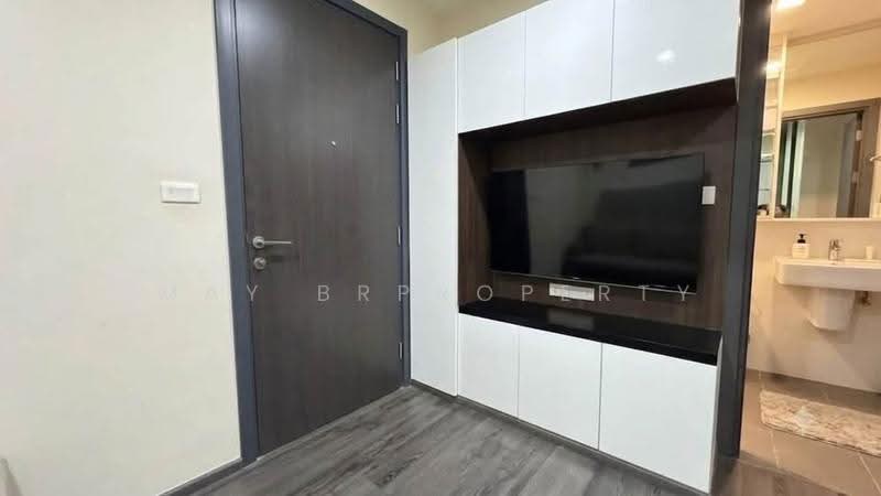 The Base Sukhumvit 77, Bangkok, 289 Sukhumvit 77 Road, Phra Kanong Nua, Watthana, Bangkok, 1 Bedroom, 30 sqm, Condo For Rent, by May BRproperty, 500635703 - DDproperty.com