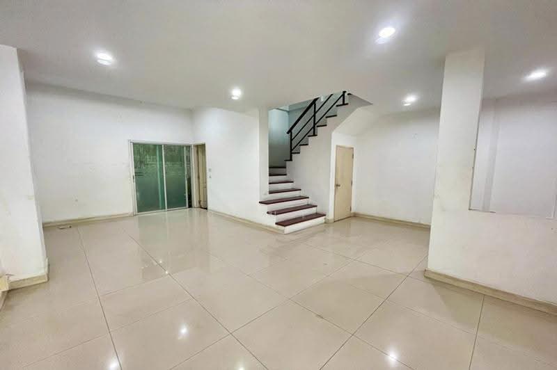 Nirvana Park Sukhumvit 77, Bangkok, Sukhumvit 77, On Nut Road, Prawet, Bangkok, 3 Bedrooms, 120 sqm, Townhouse For Sale, by คุณนารี, 500635705 - DDproperty.com