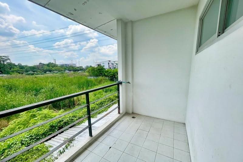 Nirvana Park Sukhumvit 77, Bangkok, Sukhumvit 77, On Nut Road, Prawet, Bangkok, 3 Bedrooms, 120 sqm, Townhouse For Sale, by คุณนารี, 500635705 - DDproperty.com
