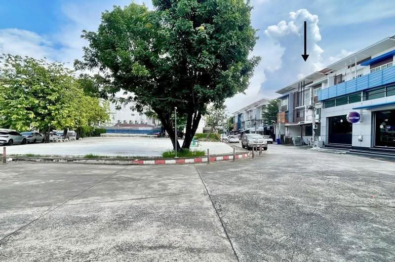 Nirvana Park Sukhumvit 77, Bangkok, Sukhumvit 77, On Nut Road, Prawet, Bangkok, 3 Bedrooms, 120 sqm, Townhouse For Sale, by คุณนารี, 500635705 - DDproperty.com