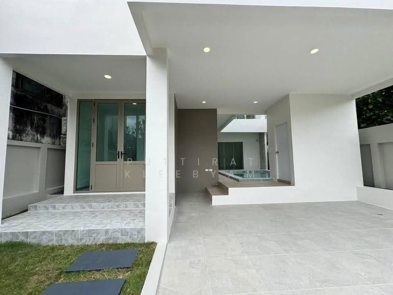 4-BR House, Phuket, Kathu, Phuket, 4 Bedrooms, 290 sqm, Single Detached House For Sale, by Puttirat Kleebyam, 500635717 - DDproperty.com