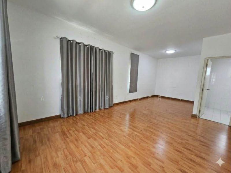 Village Park Sriracha, Chon Buri (Pattaya), Laem Chabang, Bang Lamung, Bang Lamung (Pattaya), Chon Buri (Pattaya), 3 Bedrooms, 200 sqm, Single Detached House For Sale, by A.T.A. Property, 500635738 - DDproperty.com