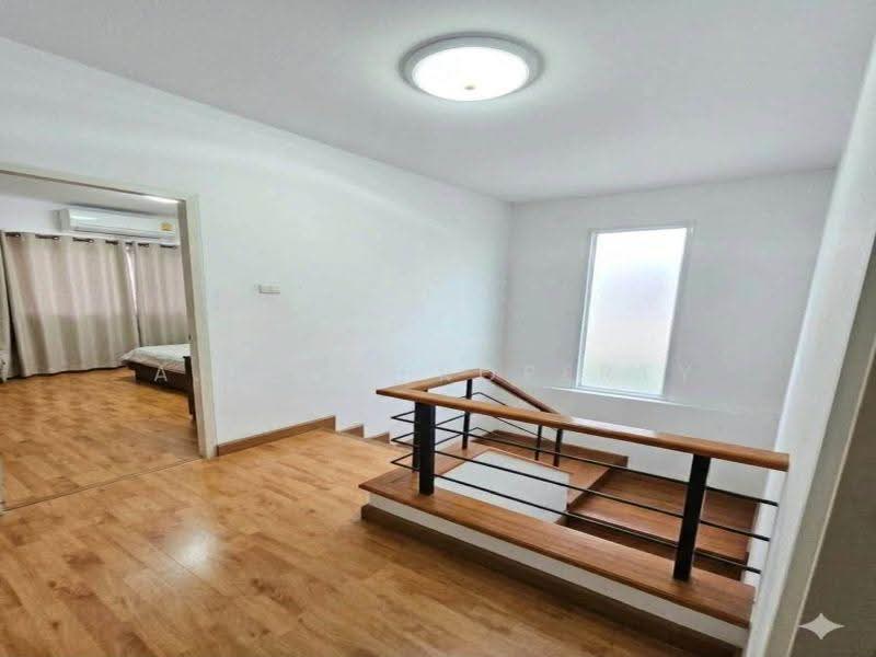 Village Park Sriracha, Chon Buri (Pattaya), Laem Chabang, Bang Lamung, Bang Lamung (Pattaya), Chon Buri (Pattaya), 3 Bedrooms, 200 sqm, Single Detached House For Sale, by A.T.A. Property, 500635738 - DDproperty.com