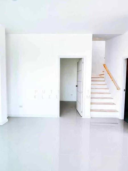 บ้าน 3-ห้องนอน, ชลบุรี, บ้านสวน, เมืองชลบุรี, ชลบุรี, 204 ตร.ม., บ้านเดี่ยว ขาย, โดย Puttirat Kleebyam, 500635749 - DDproperty.com