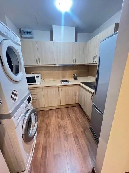 Von Napa Sukhumvit 38, Bangkok, Soi Sukhumvit 38, Phra Kanong, Khlong Toei, Bangkok, 1 Bedroom, 60 sqm, Condo For Rent, by Phoom Imruangsri, 500635765 - DDproperty.com