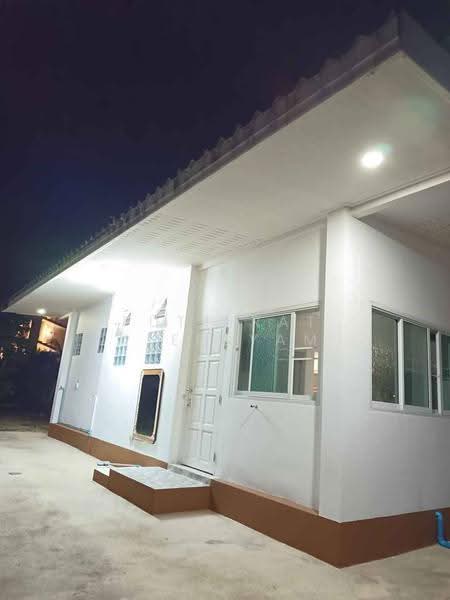 2-BR House, Prachuap Khiri Khan, Sam Roi Yot, Prachuap Khiri Khan, 2 Bedrooms, 110 sqm, Single Detached House For Sale, by Puttirat Kleebyam, 500635814 - DDproperty.com