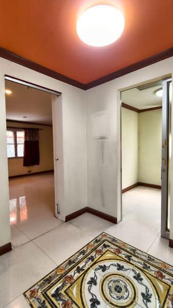 Honey Ville, Bangkok, Soi Phutthamonthon Sai 1 29, Taling Chan, Bangkok, 4 Bedrooms, 300 sqm, Townhouse For Sale, by คุณคริส, 500635984 - DDproperty.com