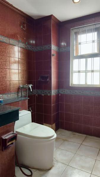 Honey Ville, Bangkok, Soi Phutthamonthon Sai 1 29, Taling Chan, Bangkok, 4 Bedrooms, 300 sqm, Townhouse For Sale, by คุณคริส, 500635984 - DDproperty.com