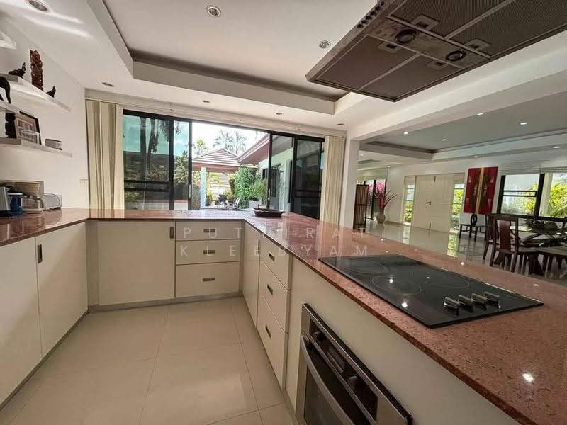 4-BR House, Phuket, Rawai, Muang Phuket, Phuket, 4 Bedrooms, 350 sqm, Single Detached House For Sale, by Puttirat Kleebyam, 500635985 - DDproperty.com