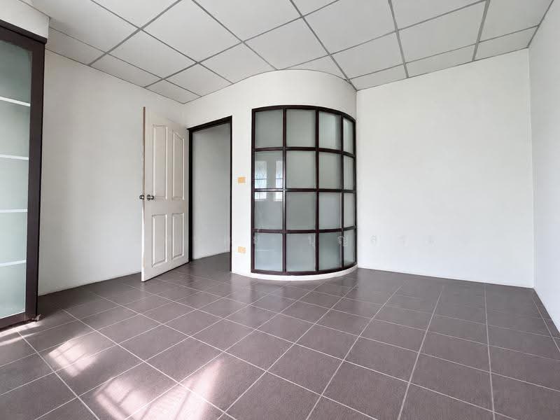 Thanyakan Watcharapol : ธันยกานต์ วัชรพล, Bangkok, วัชรพล, Tha Rang, Bang Khen, Bangkok, 4 Bedrooms, 120 sqm, Townhouse For Sale, by กรกฤตย์ บุญสระ, 500636097 - DDproperty.com