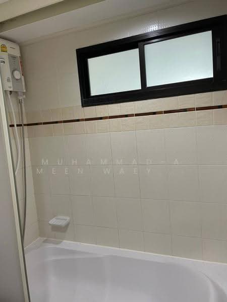 Lumpini Place Narathiwas-Chaopraya, Bangkok, 1298 Rama 3 Road, Chong Nonsi, Yan Nawa, Bangkok, 1 Bedroom, 45 sqm, Condo For Sale, by Muhammad-ameen Waeyusoh, 500636185 - DDproperty.com