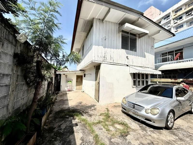 บ้านเดี่ยว 2 ชั้น 40.8 ตร.ว. บ้านเดี่ยว ซอยวิภาวดีรังสิต17 แยก10-2 ถนนวิภาวดีรังสิต, กรุงเทพ, ถนนวิภาวดีรังสิต, ลาดยาว, จตุจักร, กรุงเทพ, 200 ตร.ม., บ้านเดี่ยว ขาย, โดย คุณ วีนัสรา บุตรพา (เมล), 500636278 - DDproperty.com
