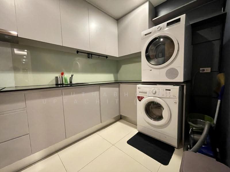 15 Sukhumvit Residences, Bangkok, Soi Sukhumvit 15, Khlongtoei Nua, Watthana, Bangkok, 4 Bedrooms, 135 sqm, Condo For Rent, by Juthabhorn Uppachit (Amy), 500636288 - DDproperty.com